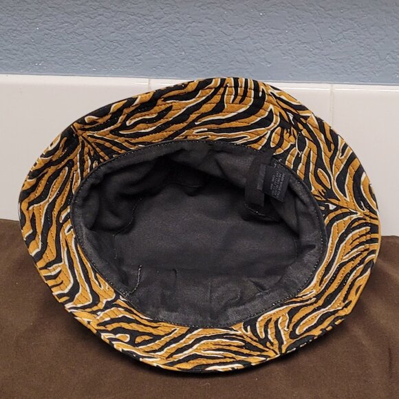 Steve Madden bucket hat with animal stripes - Picture 5 of 6